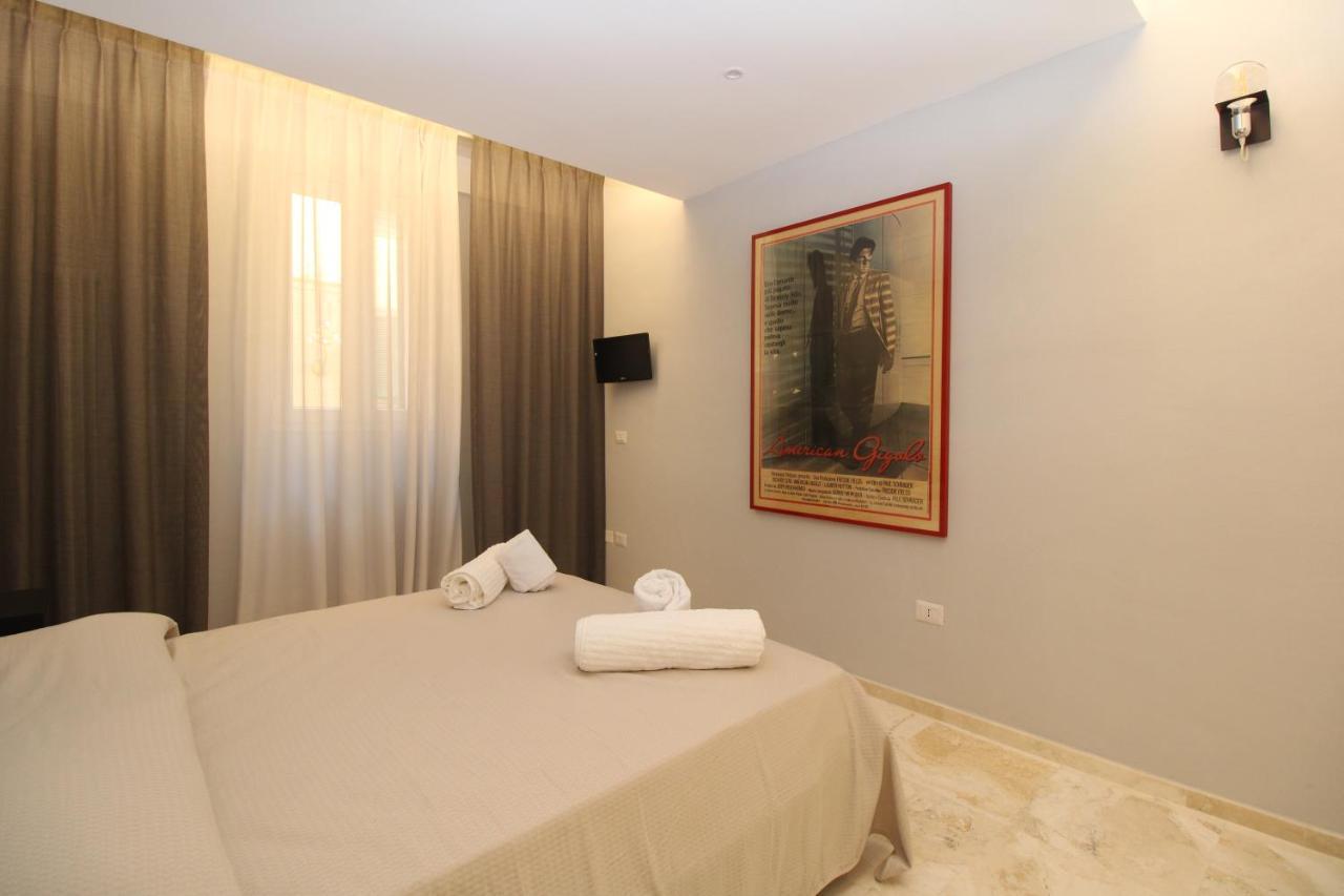 The House Of The Film Apartment Siena Luaran gambar